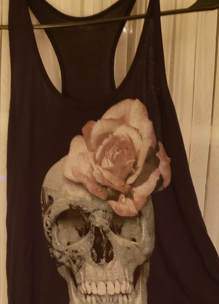 Lightweight Skull Tank Top